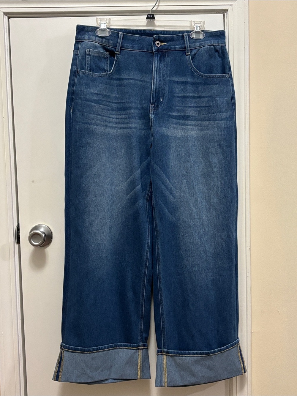 HALARA Medium Blue Wide-Leg Cuffed Jeans size Large